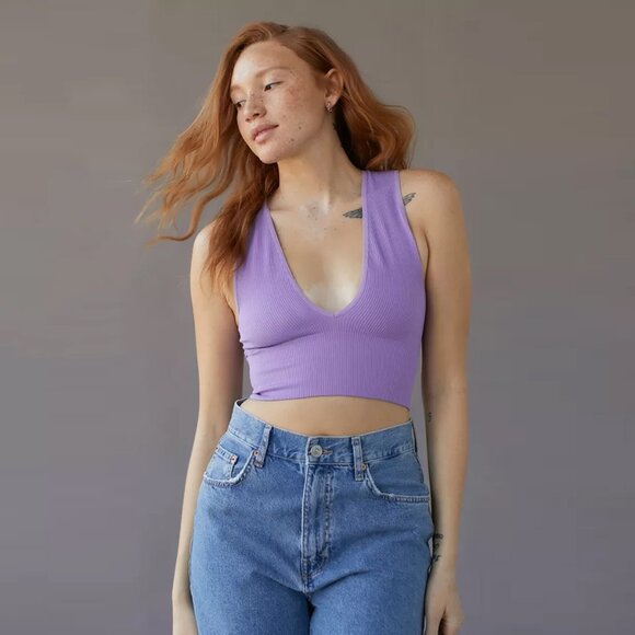 Out From Under Hailey Seamless Plunge Cropped Tank Top Purple small - Picture 1 of 7